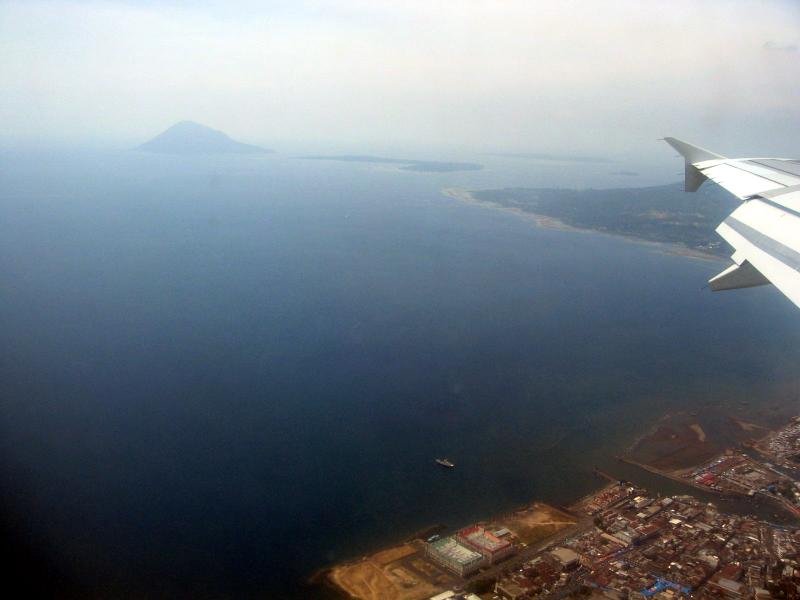 landinginmanado.jpg